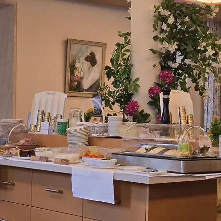 Alpina Hotel 3*