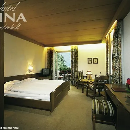 Alpina Hotel 3*