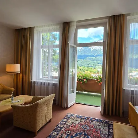 Hotel Alpina 3*